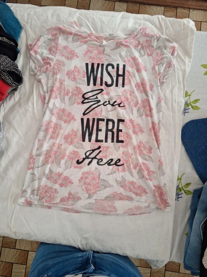 Tee-shirt fleuri