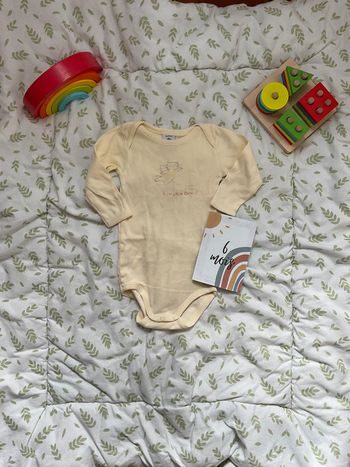 body manches longues jaune clair 6 mois petit bateau