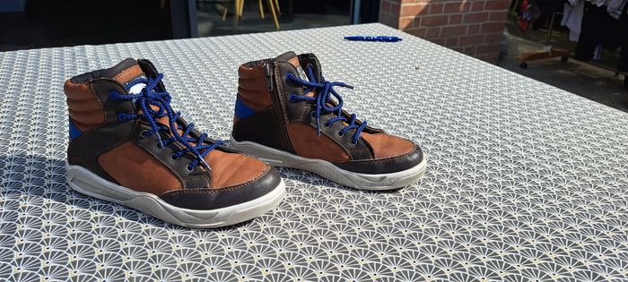 Chaussures montantes - photo numéro 2