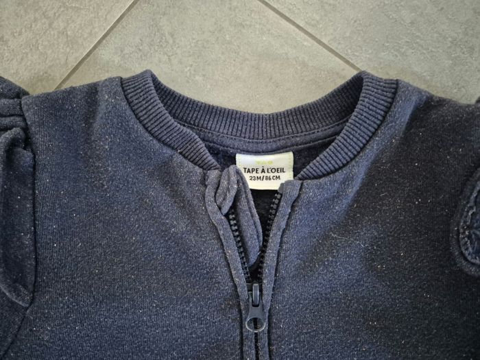 Lot 2 sweats tape à l'œil 2 ans - photo numéro 5