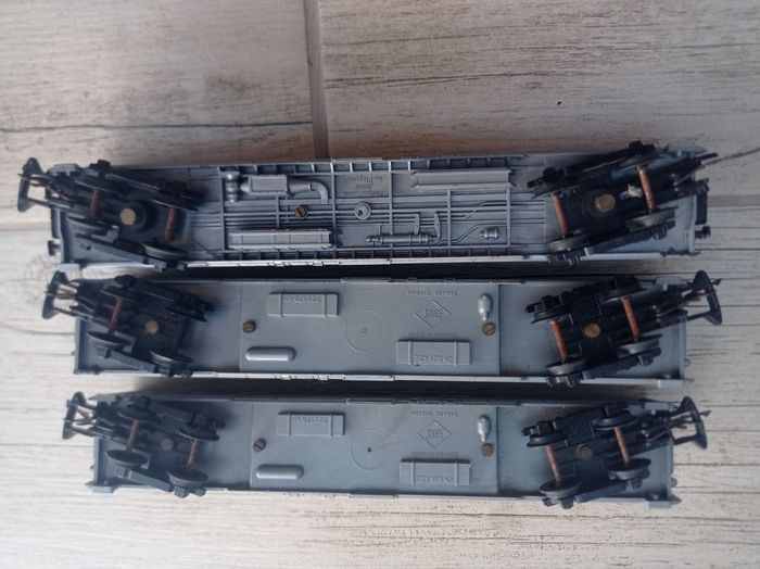 Lot de 3 wagons voyageurs miniatures - Jouef - 72v175 - photo numéro 3