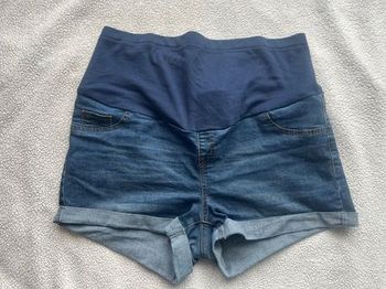 Short en jeans - grossesse