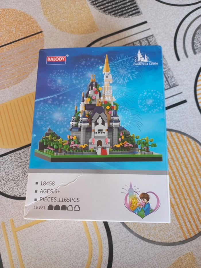 Construction château princesse mini brick block 1165 pièces