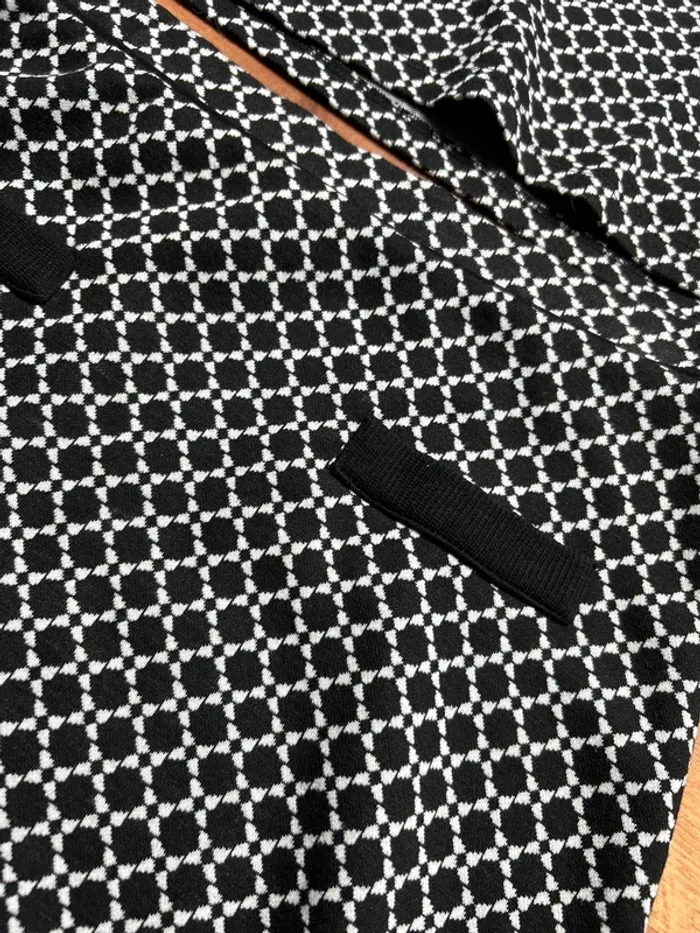 Ensemble noir et blanc - photo numéro 2