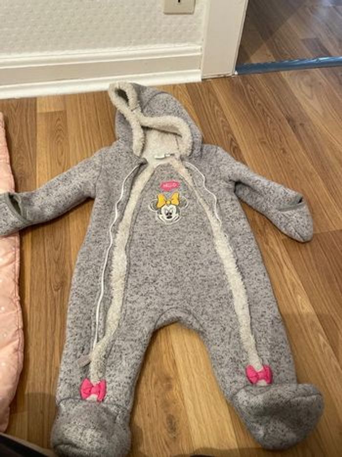 Combinaison Disney baby