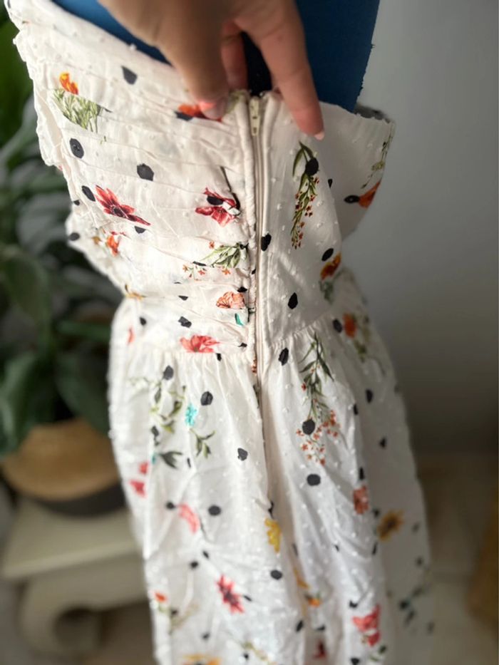 Robe bustier Naf Naf - à motif fleuris - taille 42/XL - en très bon état - photo numéro 7