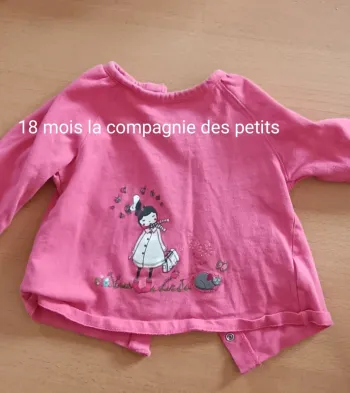 Tee shirt