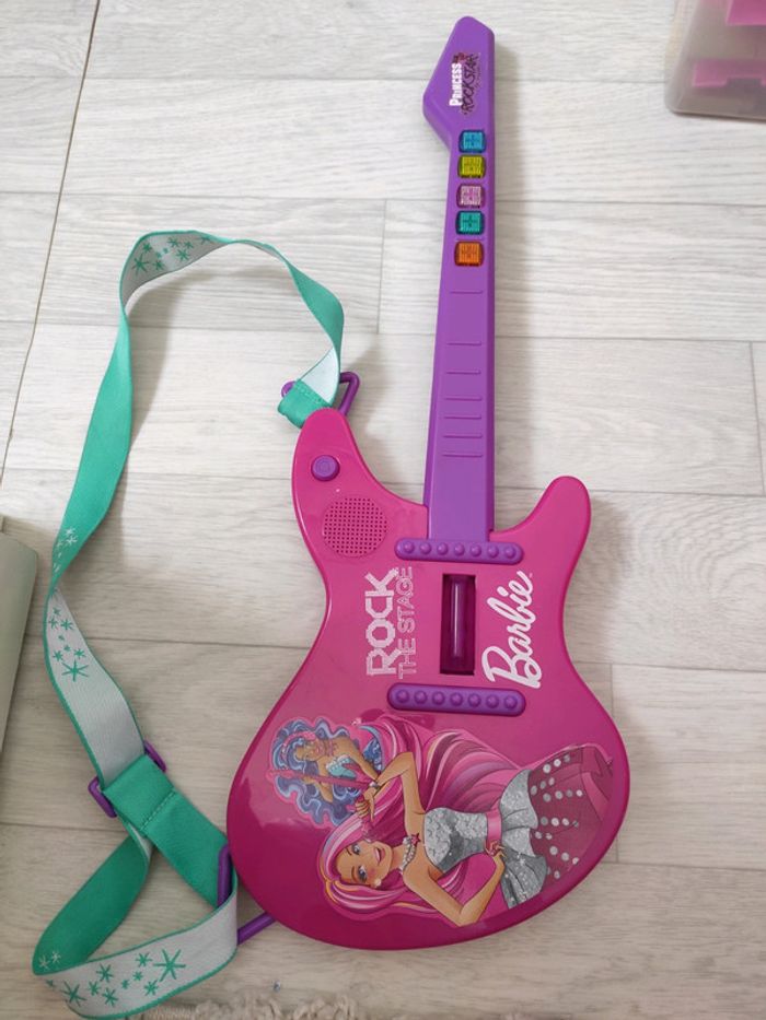 Guitare Barbie