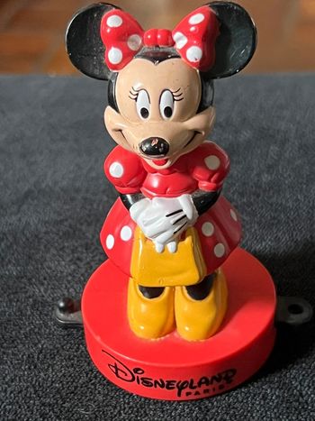 Minnie figurine