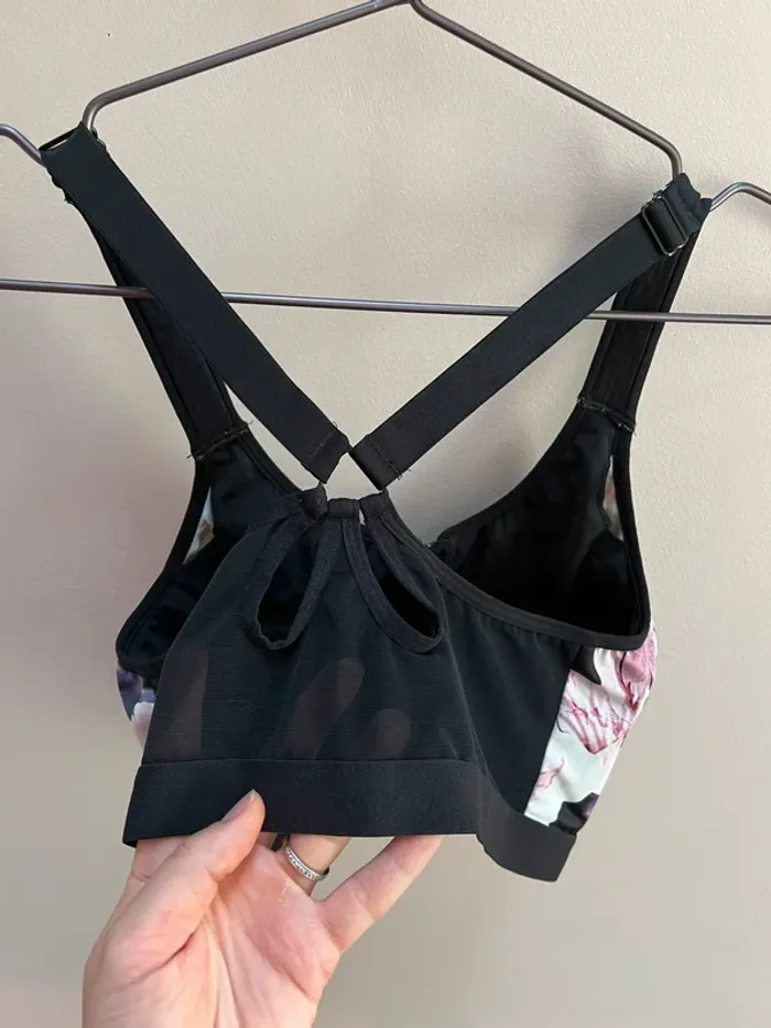 Brassière de sport 95C - photo numéro 4