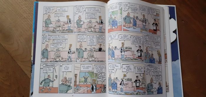 BD l'enquete Corse Pétillon - photo numéro 4