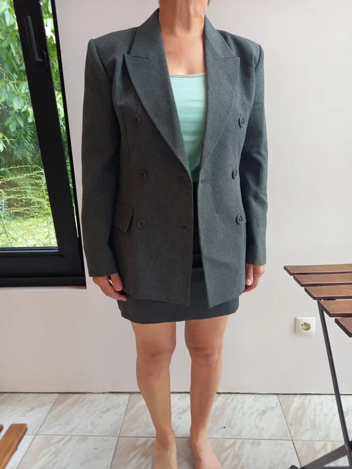 Tailleur gris 38 40