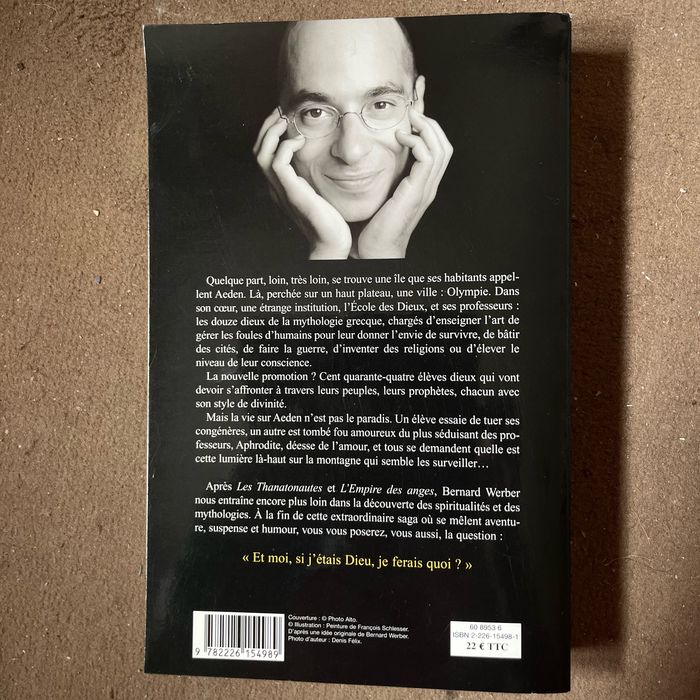 Nous les dieux - photo numéro 2