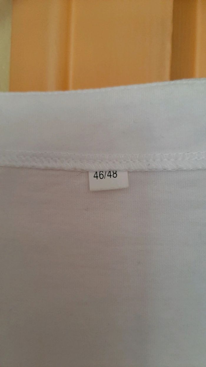 T-shirt femme taille 46 48 - photo numéro 3