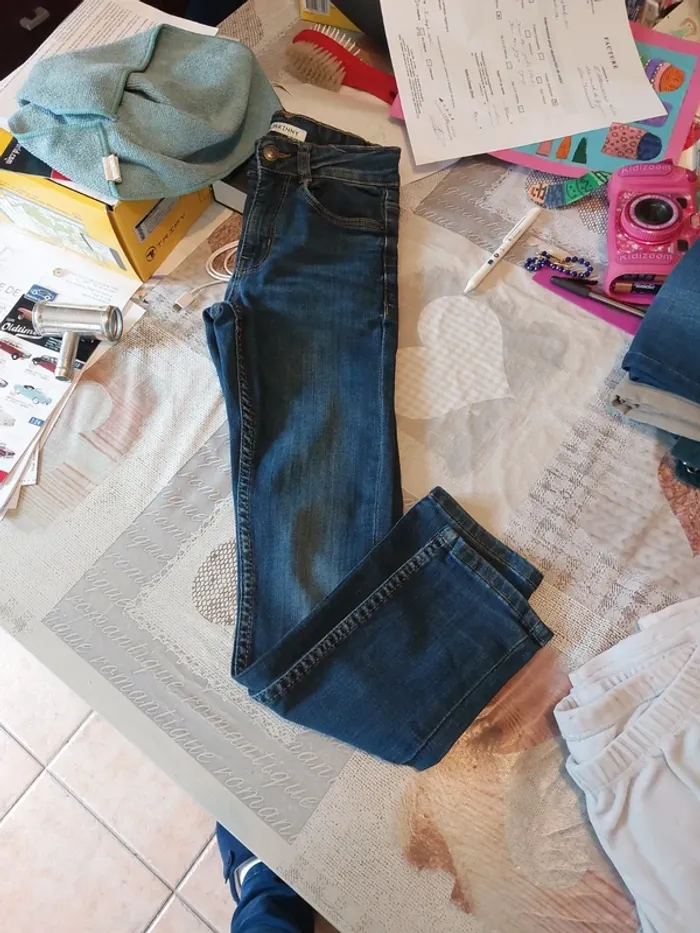 Jean skinny Kiabi 10A neuf - photo numéro 2