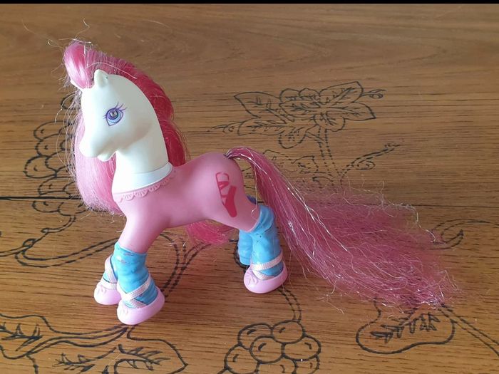 Mon  Petit Poney G2 Satin Slipper  (rare)