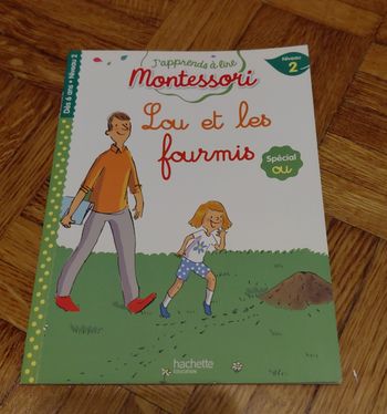 j'apprends à lire Montessori lou et les fourmis
