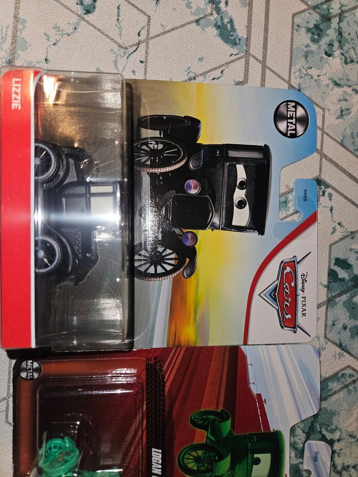 2 voitures cars Mattel neuves prix bas - photo numéro 3