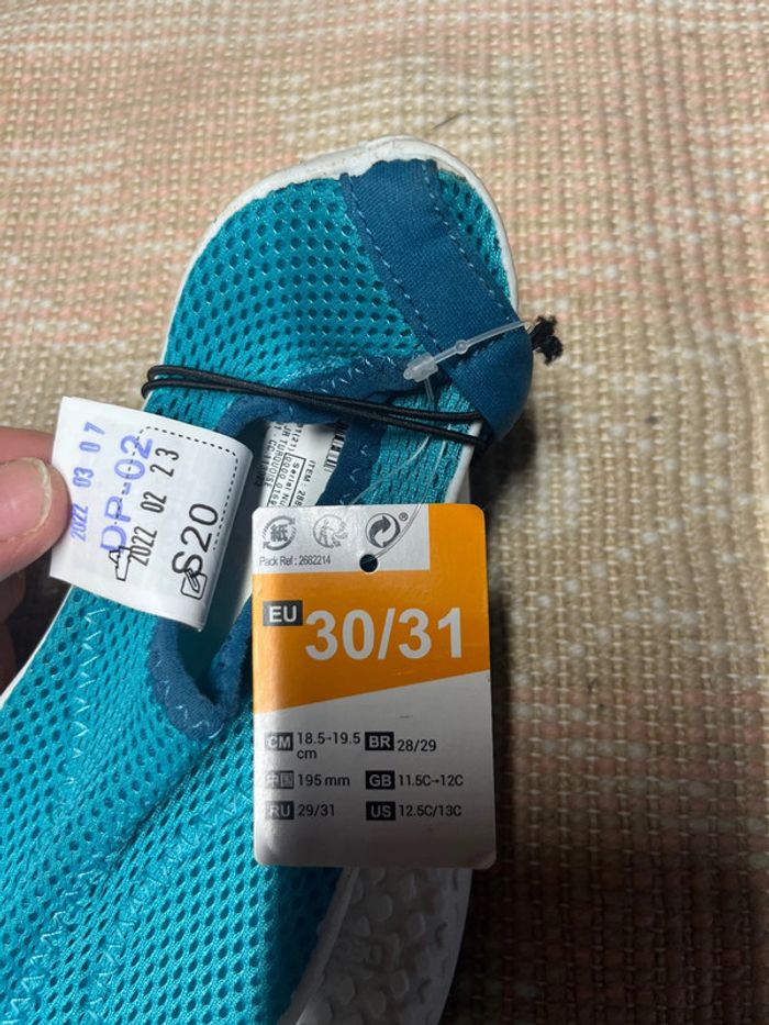 Chaussures de plage - photo numéro 2