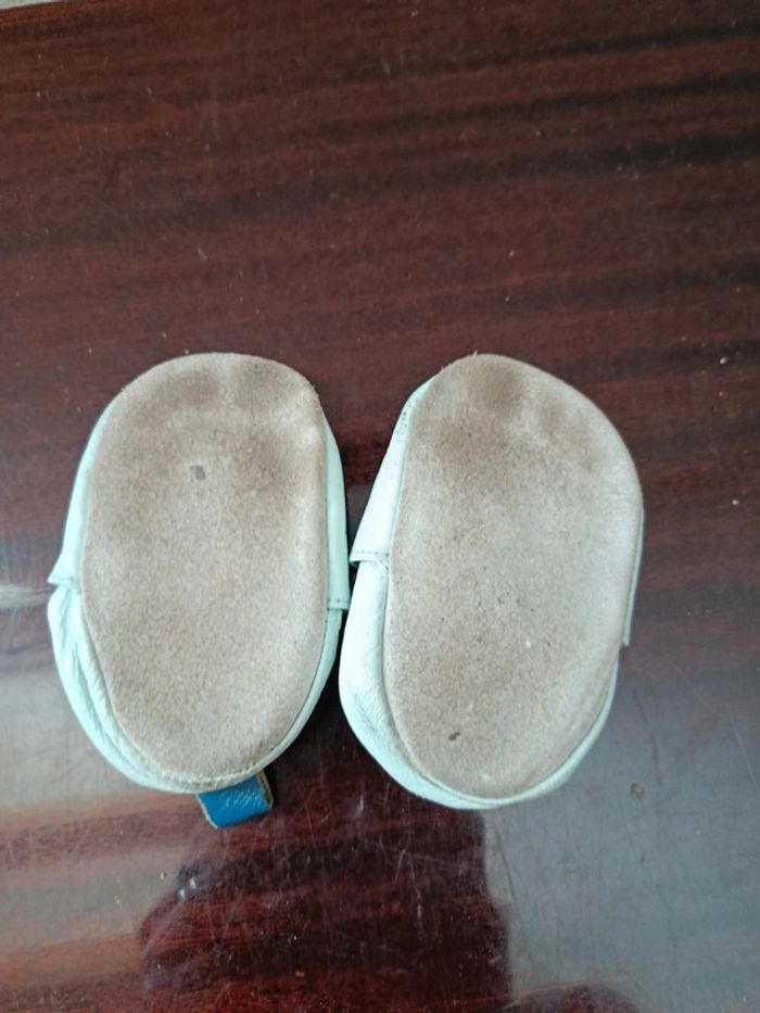 Chausson cuir bébé avec dauphin - photo numéro 2