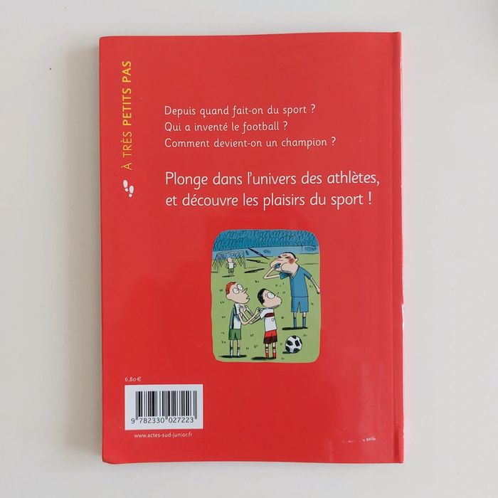 Livre - Le sport à très petits pas - photo numéro 2