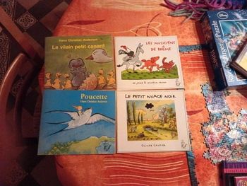 Lot 4 livres Lire c'est partir