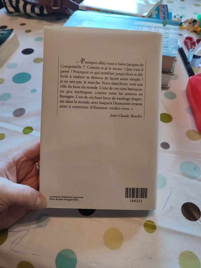 Le Grand chemin de Compostelle de Jean-Claude bourles - photo numéro 2