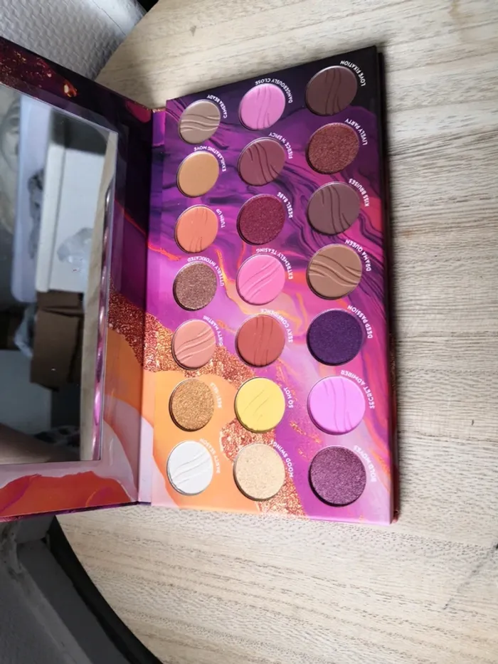 🌺Palette Euphoria Max & More🌺 - photo numéro 3