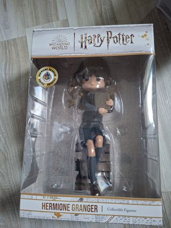 Grande figurine hermione granger