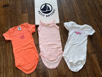 Lot body petit bateau 3 mois