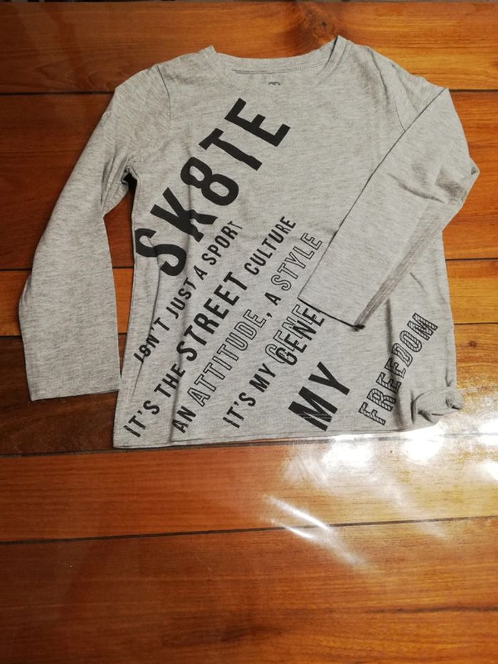 Lot de 4 tee shirt - photo numéro 2