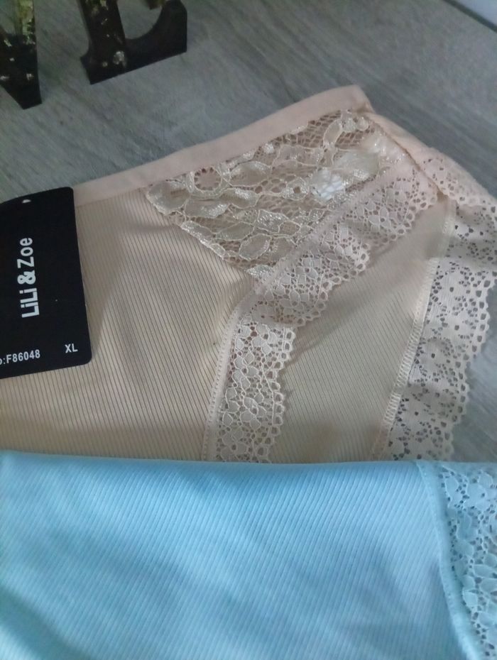 Joli lot de 2 culottes p'tite dentelle  dû XL - photo numéro 5