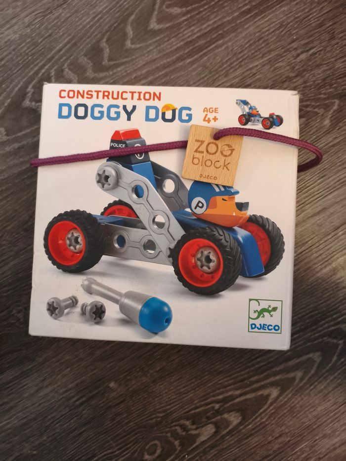 Doggy dog construction