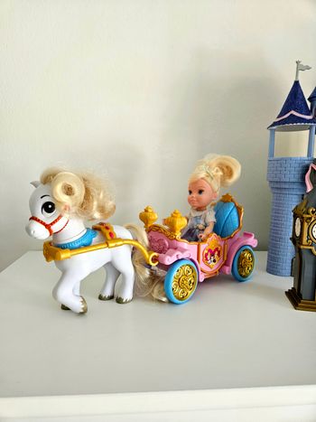 Mini cendrillon et calèche princesse