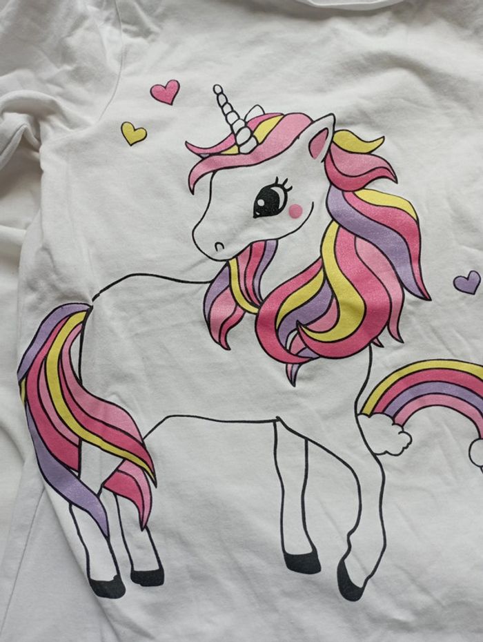 Tee shirt manches longues blanc imprimé licorne 8/10 ans H&M 3€ - photo numéro 2