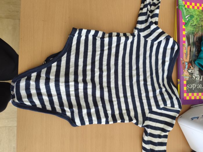 Vends lot bodies manches longues