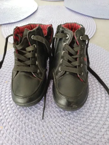 Basket haute avec fermeture eclaire pour garçon taille 29