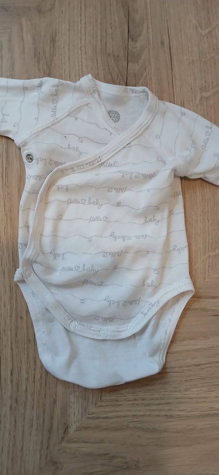 Lot bodies naissance - photo numéro 3