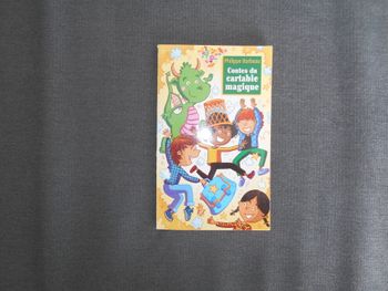 Livre: Contes du cartable magique