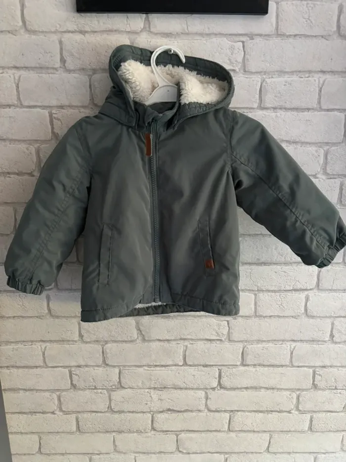 Manteau H&M taille 12/18 mois - photo numéro 2