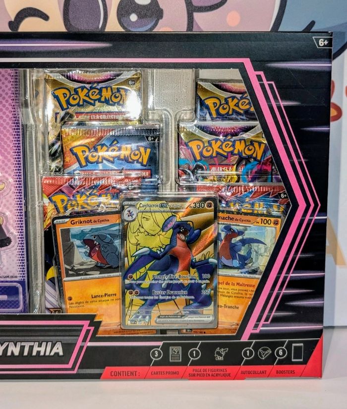 Pokémon - Coffret Collection Premium Carchacrok-ex de Cynthia - Juin 2025. - photo numéro 3