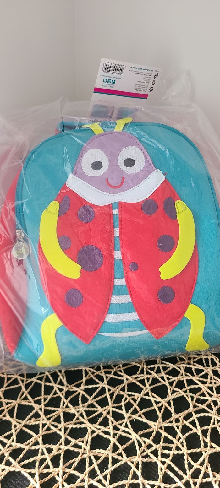 Sac à dos OOPS Ladybug Applique avec fermeture éclair