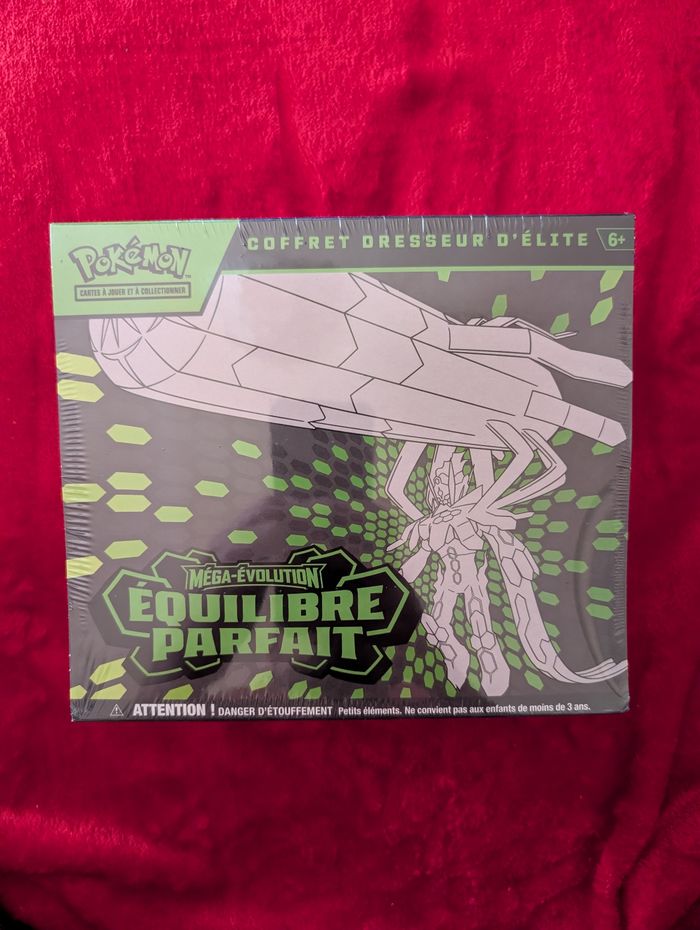 Pokémon ETB ME03 Équilibre Parfait - photo numéro 1