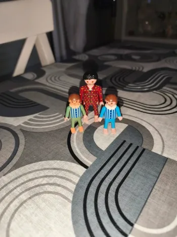 Playmobil figurines en pyjamas