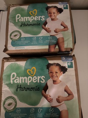 Couches Pampers harmonie taille 5 (2 paquets) neuf