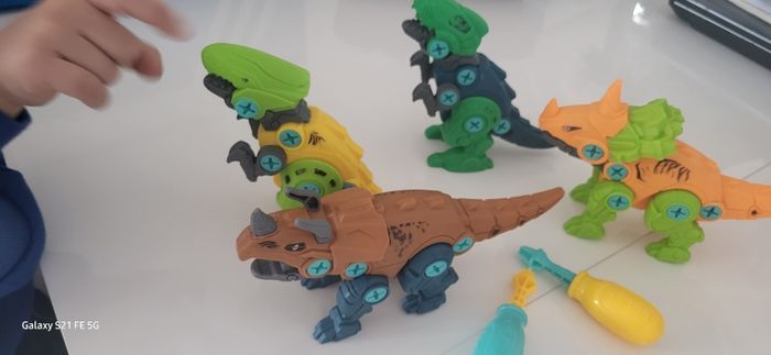 4 dinosaures - photo numéro 5