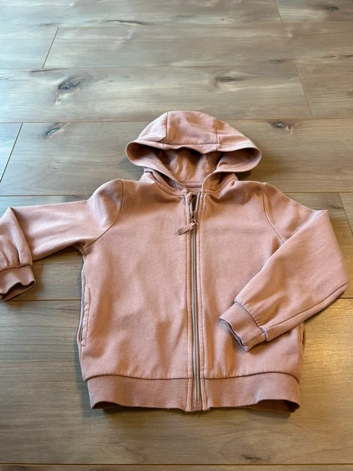 Veste à capuche
