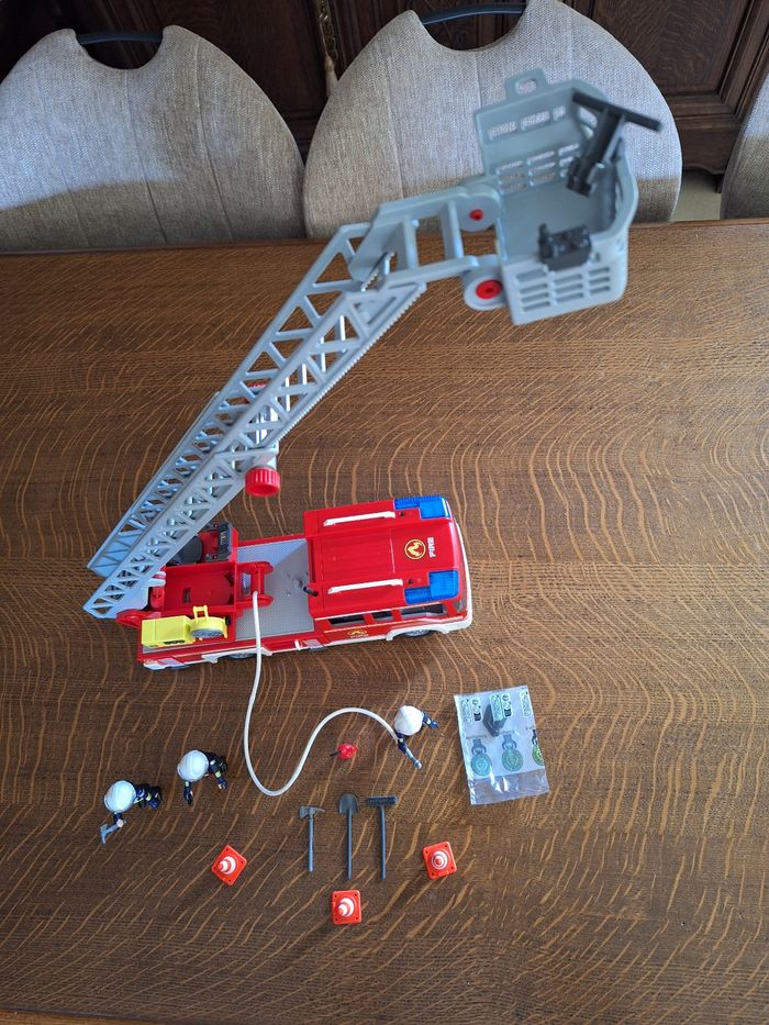 Playmobil camion pompier 9463 - photo numéro 5