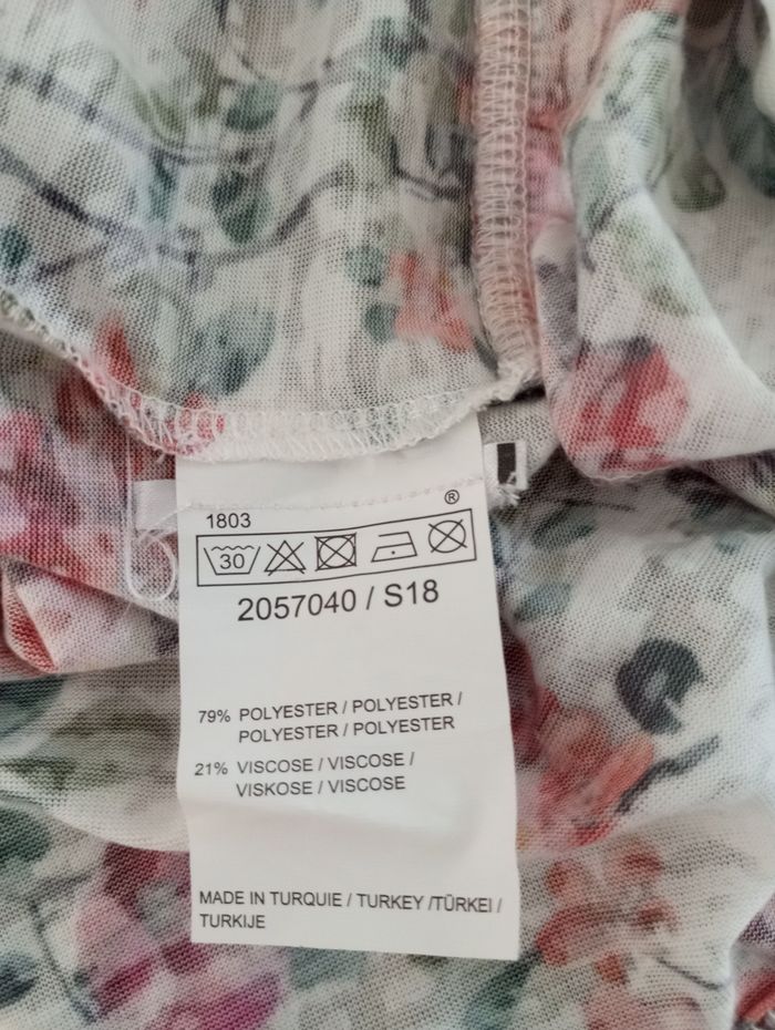 Tee shirt florale femme 36/38/40 - photo numéro 5