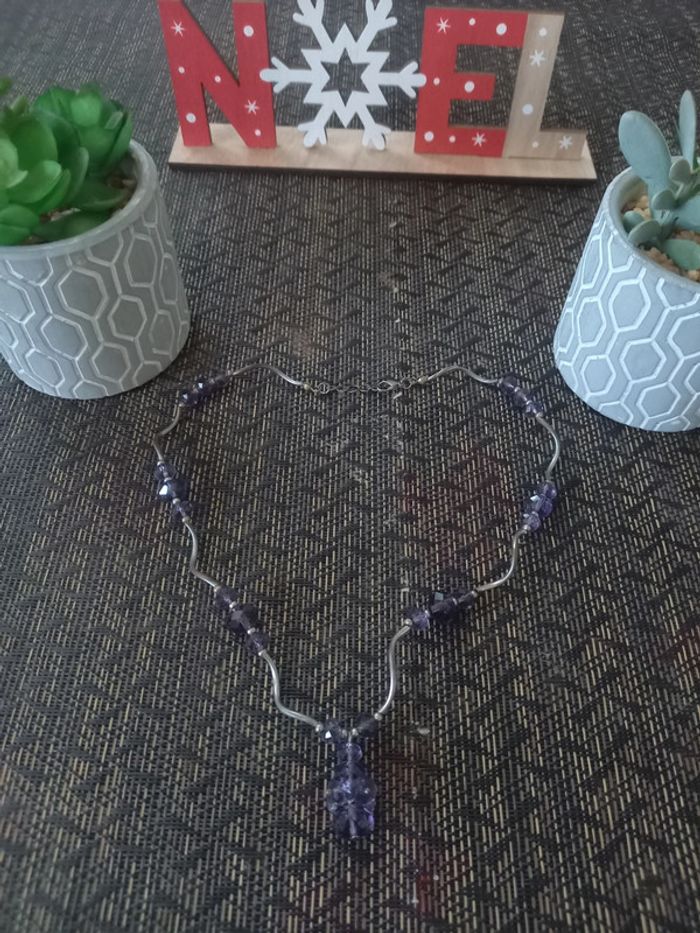 Collier violet fantaisie